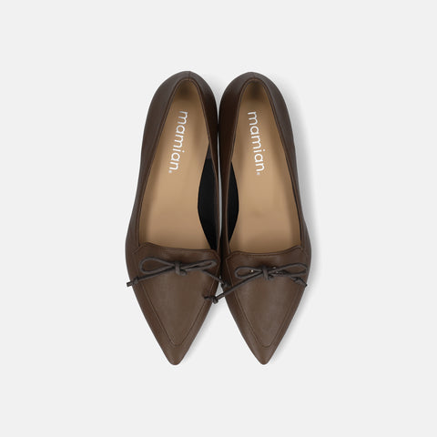 2025AW：紐リボン フラット ローファー（m17061）ダークブラウン/mamian（マミアン）