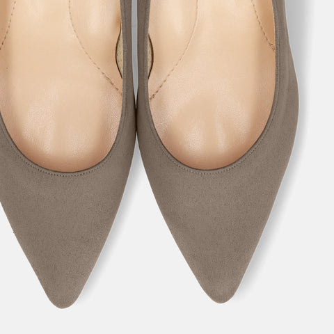 2025AW：iCoN COLORS：ポインテッドトゥ スエード パンプス（C57172）グレージュS/mamian（マミアン）