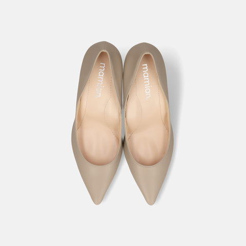 2025AW：iCoN COLORS：ポインテッドトゥ スムース パンプス（C76533）グレージュ/mamian（マミアン）